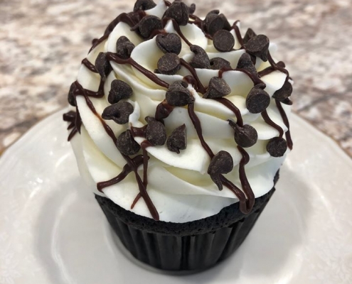 Best Friend's Friend Cupcake: Chocolate cupcake with vanilla buttercream and mini chocolate chips or sprinkles