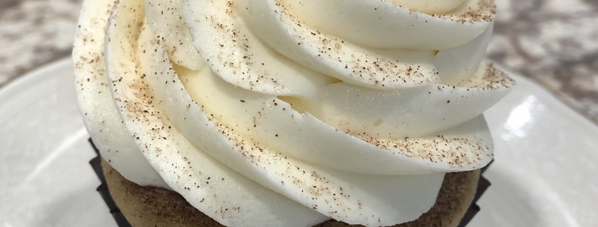 Cider Donut Cupcake: Apple cider cupcake with apple cider cream cheese buttercream and cinnamon sugar